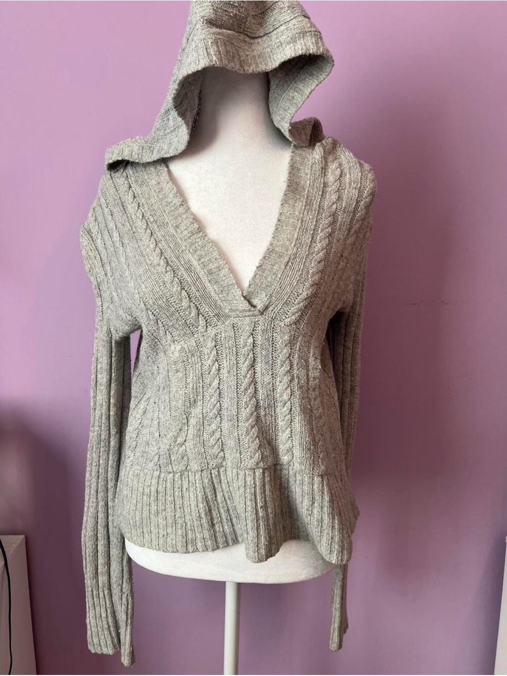 Aeropostale Gray Hooded Cable V-Neck Sweater Women’s L Y2K